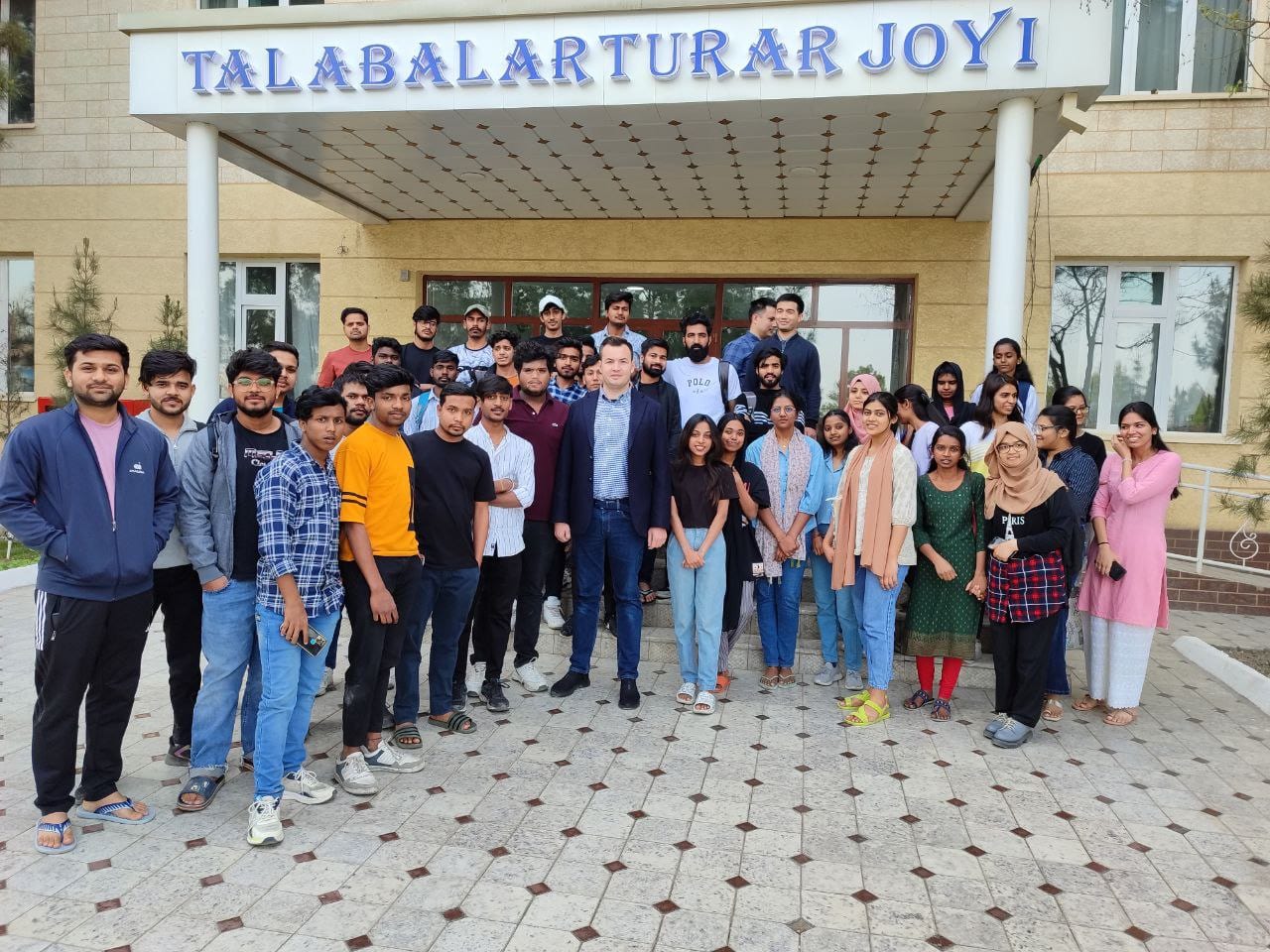 Horijiy talabalar ishtirokidagi tadbirlar